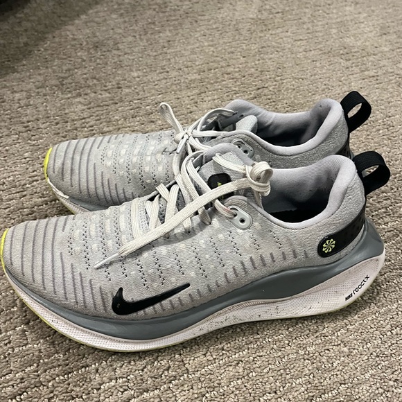 Men’s 8.5 Nike Men’s Infinity RN 4 running shoes - Picture 1 of 5